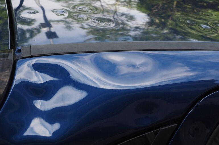 hail-damage-1272029_1280